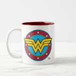 Cercle de femme de merveille et logo d'étoiles mugs