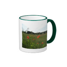 Champ d'herbe et de pavot tasse à café