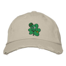 Chapeau brodé par shamrock drôle
