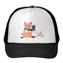 Chat jouant le trombone casquette de camionneur