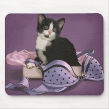 Chaton noir et blanc tapis de souris