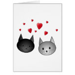 Chats noirs et gris mignons, avec des coeurs carte