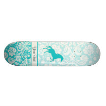 Cheval turquoise plateau de skate