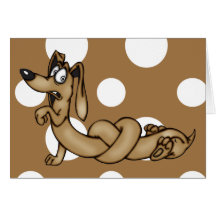 Chien de bande dessinée de teckel attaché dans les carte