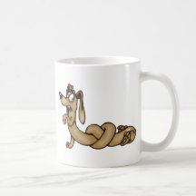 Chien de bande dessinée de teckel attaché dans les mug