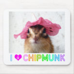 Chipmunk wears flower hat マウスパッド