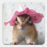 Chipmunk wears flower hat 正方形シール・ステッカー