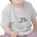 Christmas Kissing Giraffes t-shirts