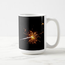 Cierge magique brûlé par moitié tasse à café