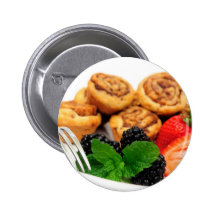 Cinnamon Rolls and Berries Buttons