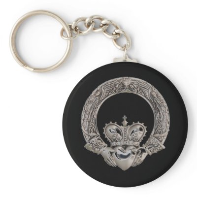 Claddagh Keychains by Pot_of_Gold