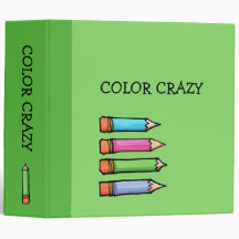 Classeur vert coloré de crayons
