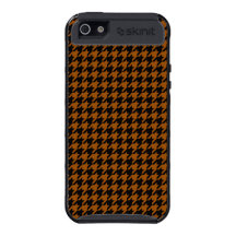 Classic Brown and Black Houndstooth Pattern