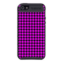Classic Fuchsia Pink and Black Houndstooth Pattern