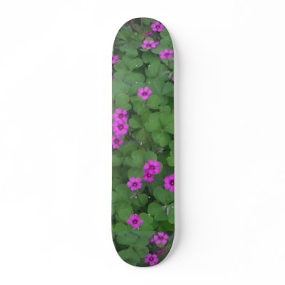 Clover333 Skateboard by tjs_granny