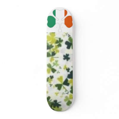Clovers, d88-l skate boards by designerjeans007