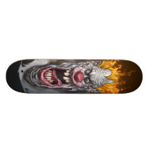 clown brûlant planches à roulettes customisées