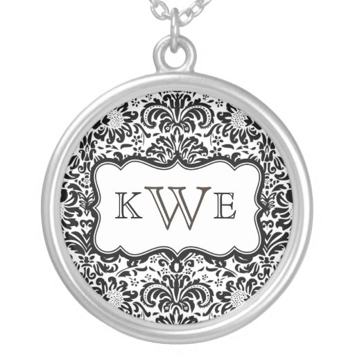 Collier de damassé de monogramme