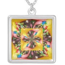 Collier de fractale de dragées à la gelée de sucre