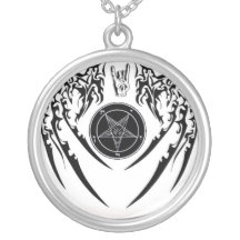 Collier de klaxons et d'ailes de Satan Baphomet de