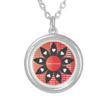 Collier rouge de mandala de fleur d'amour