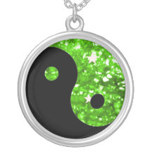 Collier scintillant de vert de yang de Yin