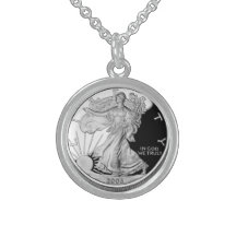 Collier simulé de la pièce $100 en argent
