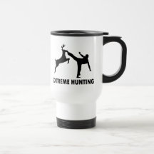 Coup-de-pied extrême de karaté de cerfs communs de tasse à café
