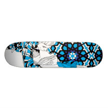 Couple Kiss by Keren Richter Skateboard