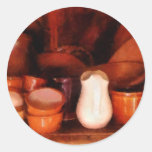 Crockery Round Sticker