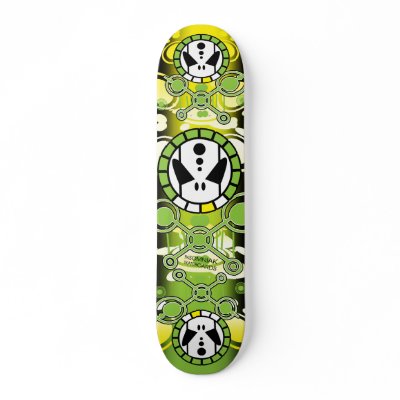 Crop Circle Skull Skateboard by insomniak