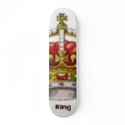 crown skateboard by Freshpaint