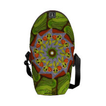CRUSH MESSENGER BAG