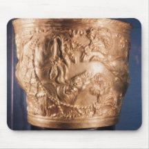 Cup, depicting the capture of a wild bull mouse pads
