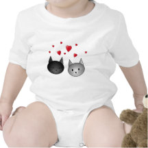 Cute Black and Grey Cats, with Hearts. T-shirt
