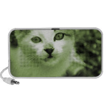 Cute kitten portable speaker