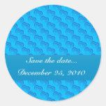 Cute purple love hearts on blue surface round stickers