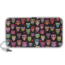 Cute retro owl pattern doodle speaker