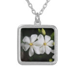 Daisy Gardenia Necklace