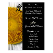 Daisy Wedding Invitations and Favours Post Card