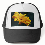 Daisy With Raindrops Trucker Hats