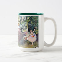 Danseur avec un bouquet des fleurs par Edgar Degas Tasse À Café