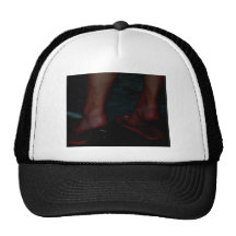 DARK HEELS TRUCKER HAT