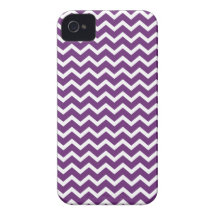 Dark Purple Zig Zag Chevrons Pattern iPhone 4 Case-Mate Case