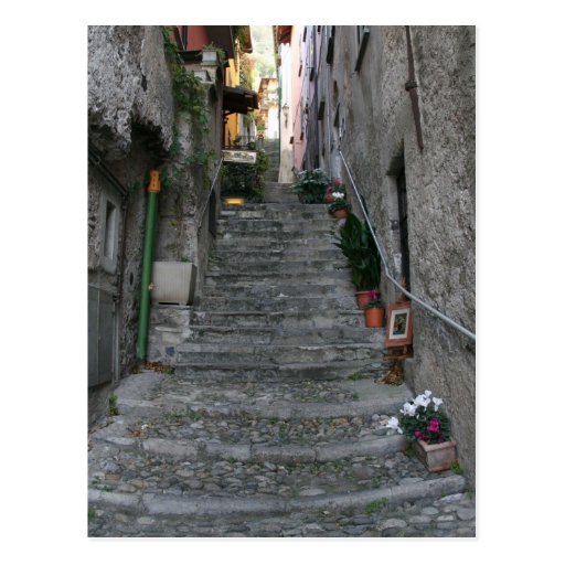 ~ de Bellagio, Italie vers le haut des escaliers Cartes Postales