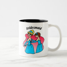 Demoiselles d'honneur dans le rose mug