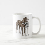 Deux amis de chien de lévrier tasse à café
