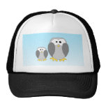 Deux pingouins mignons. Bande dessinée sur le bleu Casquette De Camionneur