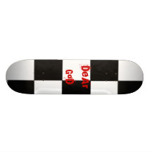 Dieu checkered et cher planches à roulettes customisées