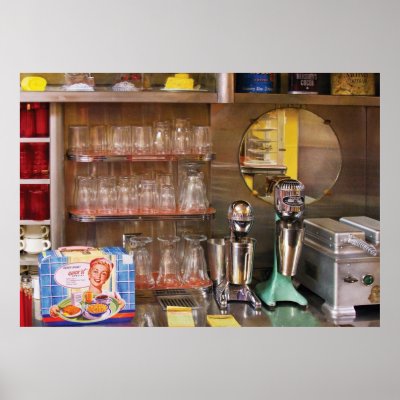 Diner - A 1950's Diner Print by suburbanscenes